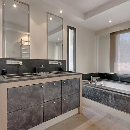 Вилла Chic With Private Pool And Daily Housekeeping